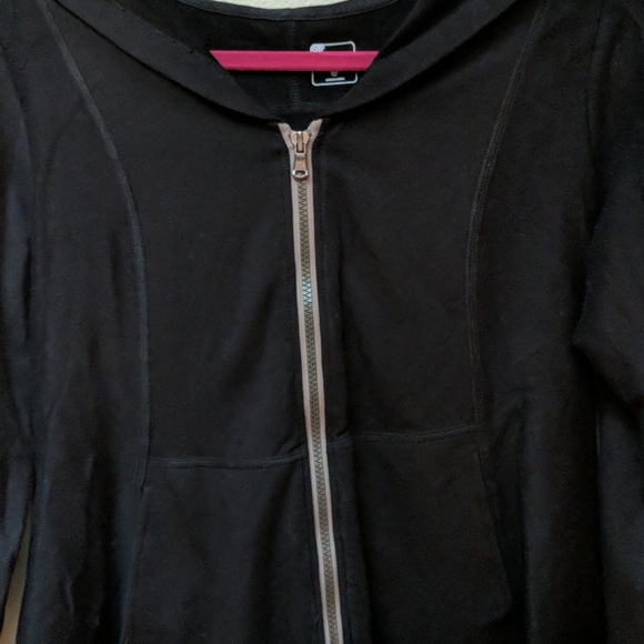 Title nine sweat coat - Picture 3 of 7